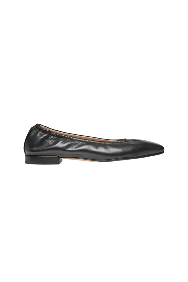 Black Leather Square Toe Pump